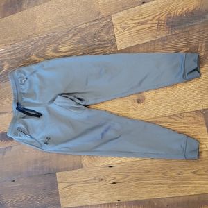 Under Armour Youth XL Joggers